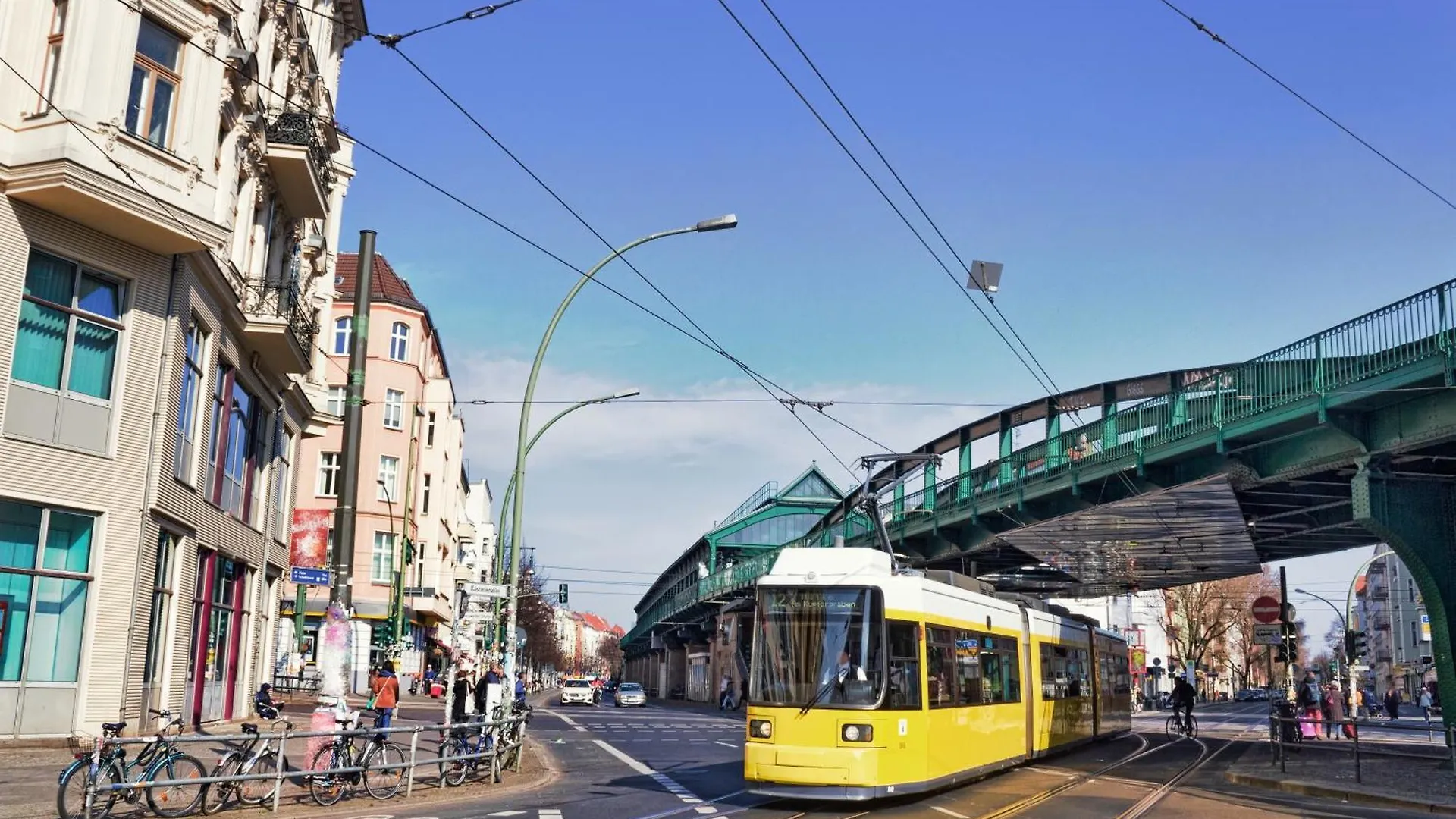 Homely Berlin - Central, Spacious, Rosenthaler Platz I Cafe 0*,  Niemcy